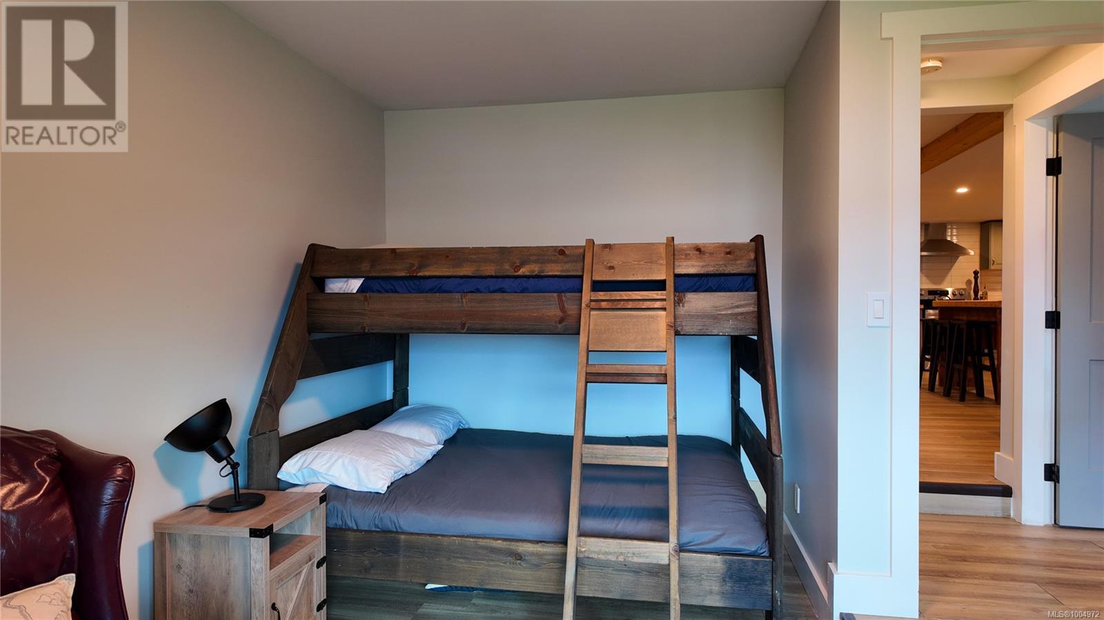 699 Galerno Rd, Campbell River