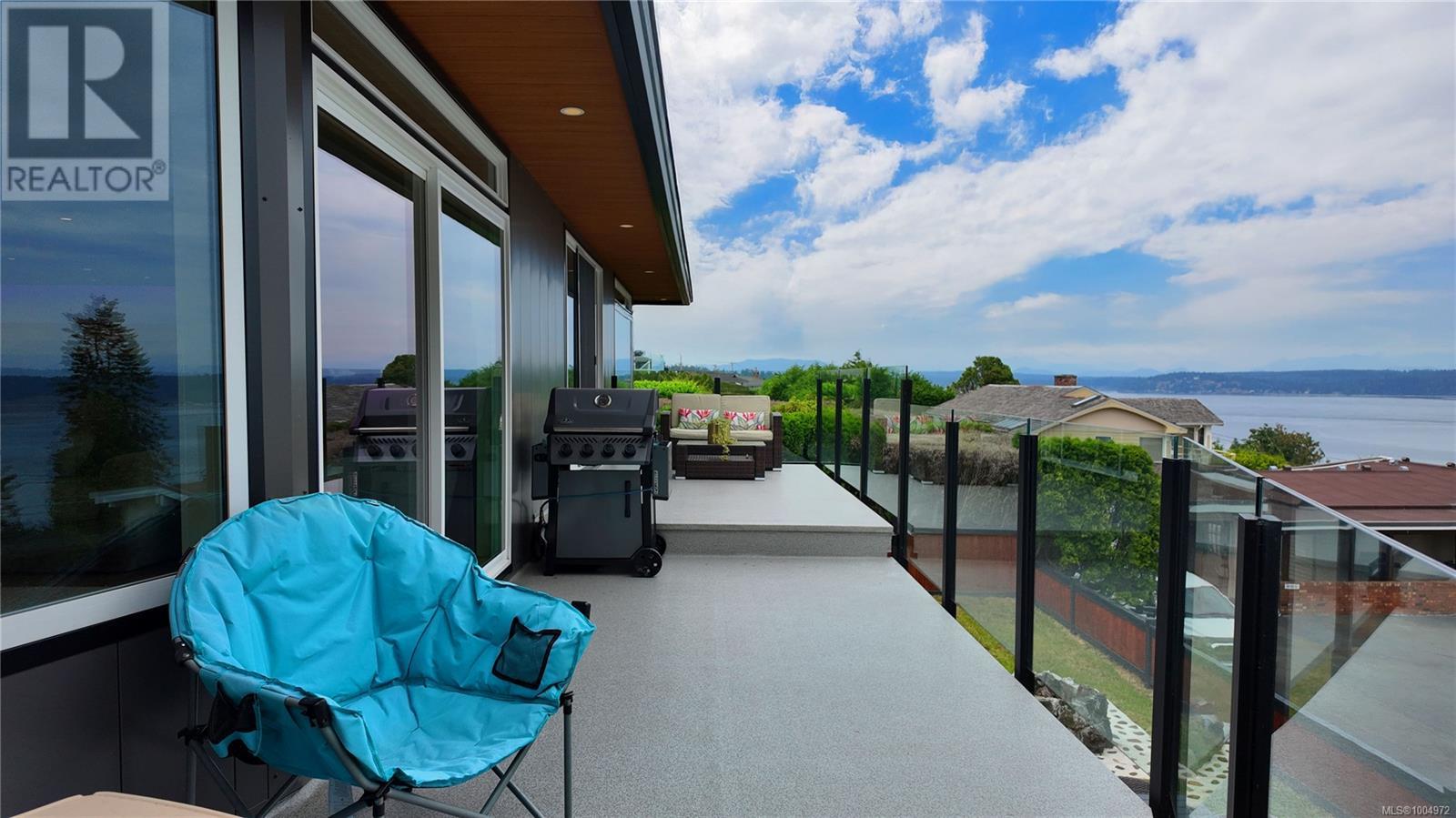 699 Galerno Rd, Campbell River