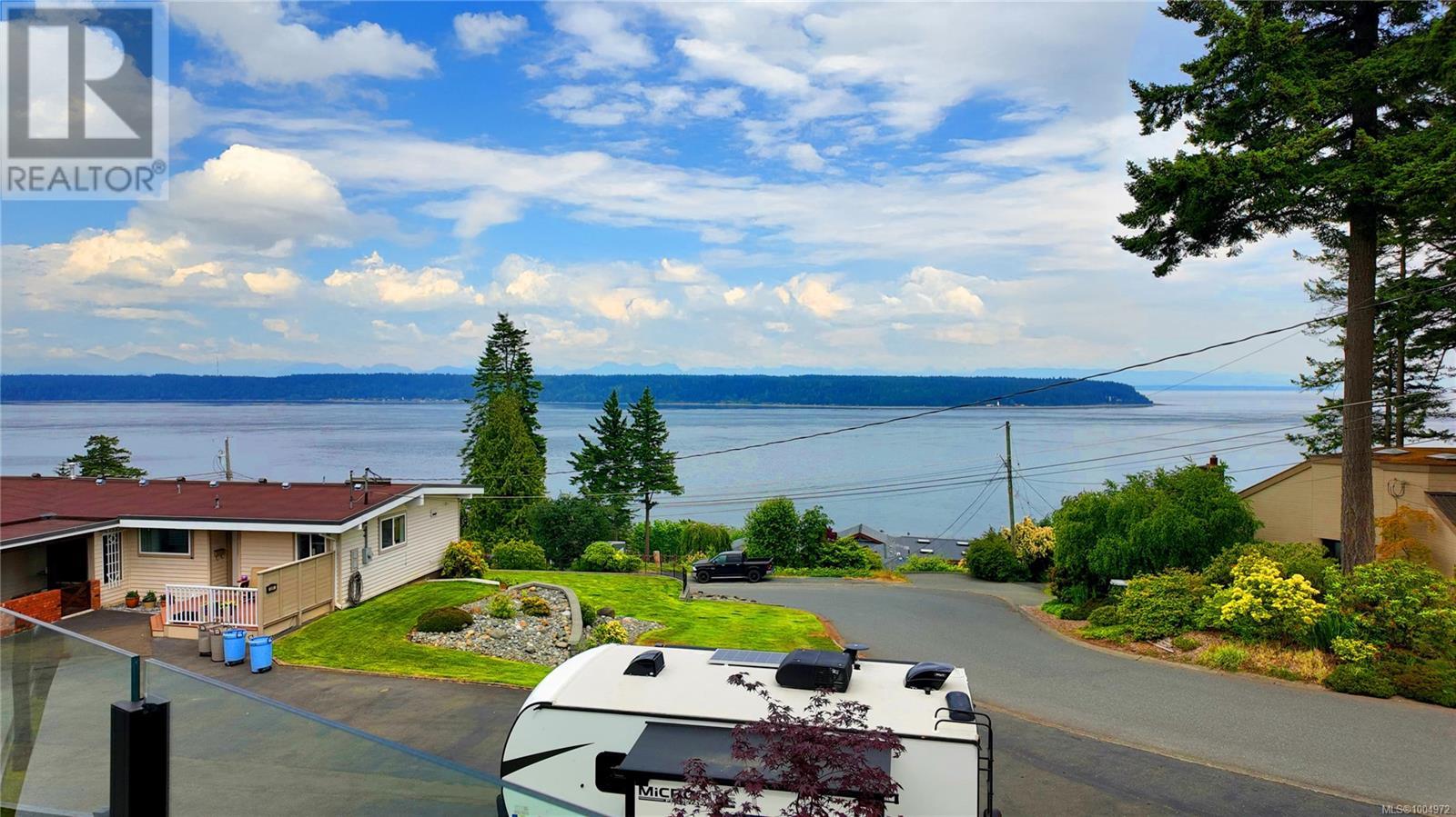 699 Galerno Rd, Campbell River