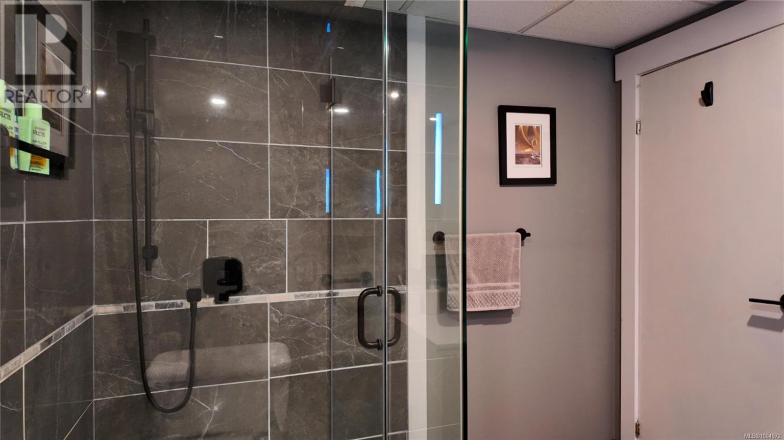 699 Galerno Rd, Campbell River