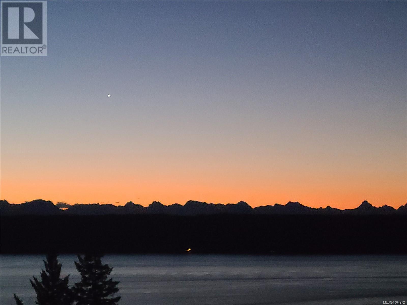 699 Galerno Rd, Campbell River