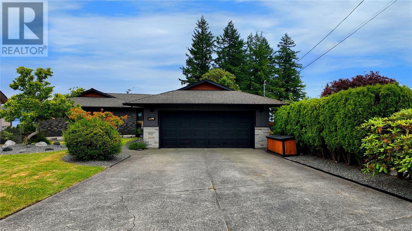 699 Galerno Rd, Campbell River