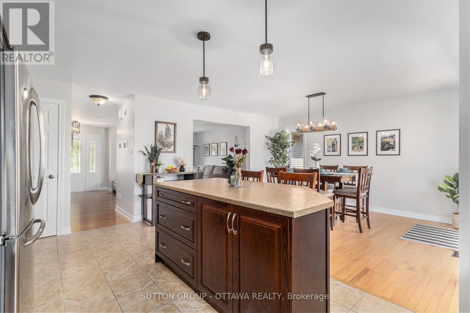 Photo 35 of 56 Honore Crescent, The Nation ON