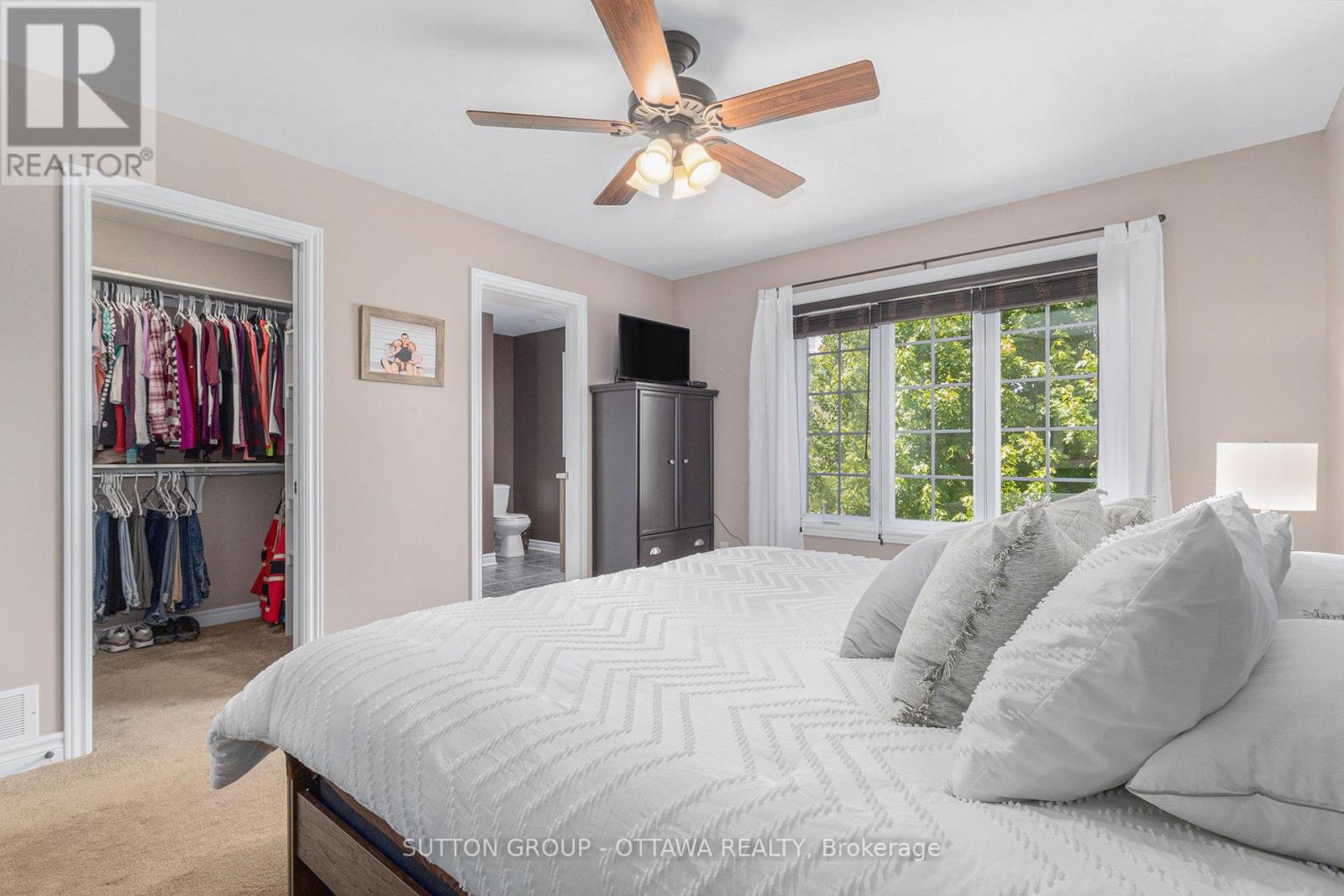 Photo 14 of 56 Honore Crescent, The Nation ON