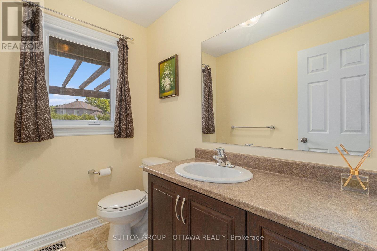Photo 19 of 56 Honore Crescent, The Nation ON