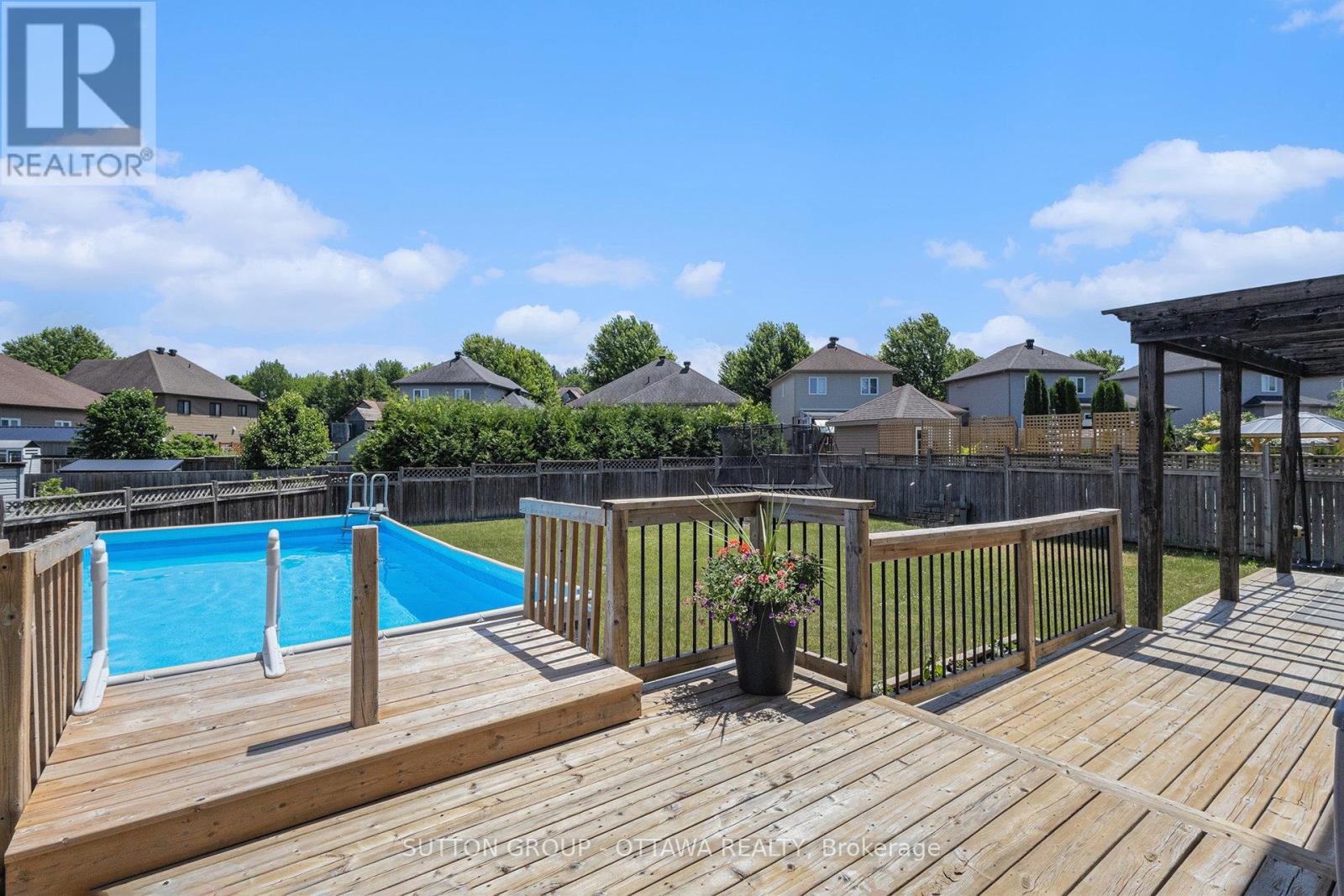 Photo 10 of 56 Honore Crescent, The Nation ON