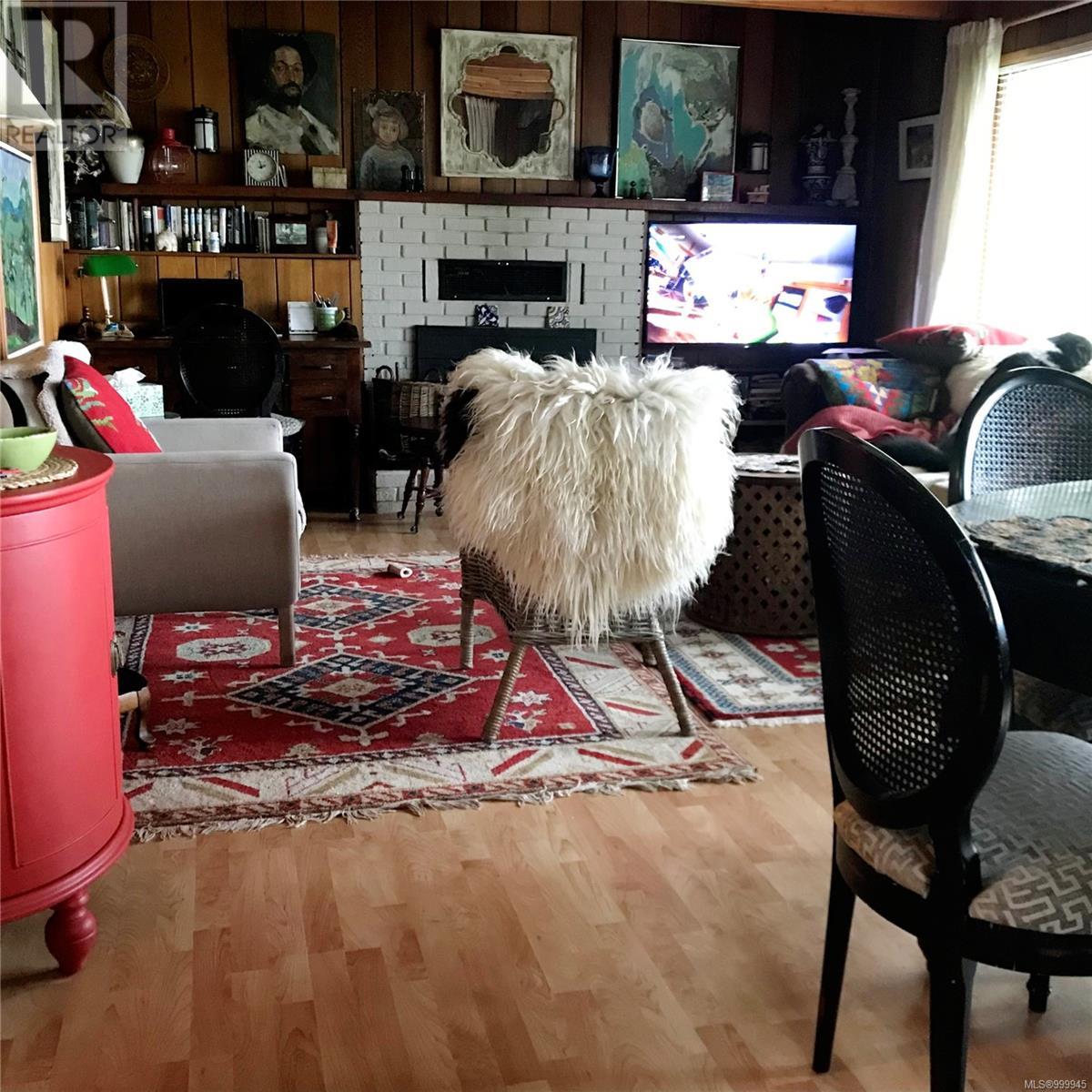 Photo 16 of 3960 Bovanis Rd, Bowser BC