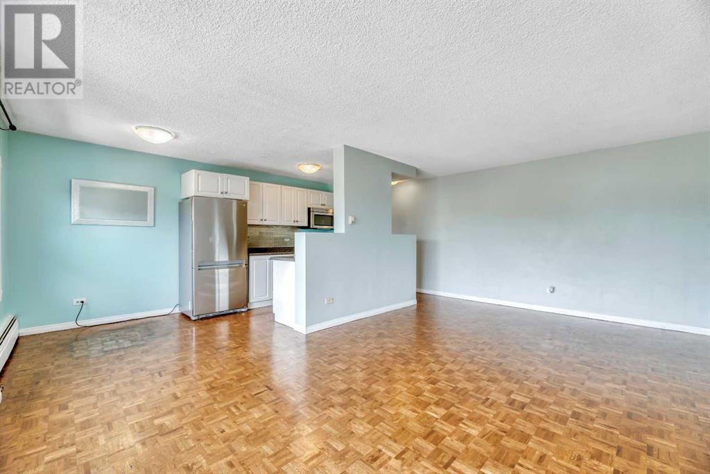 Single Family House for Sale in    Avenue SW Sunalta Calgary 