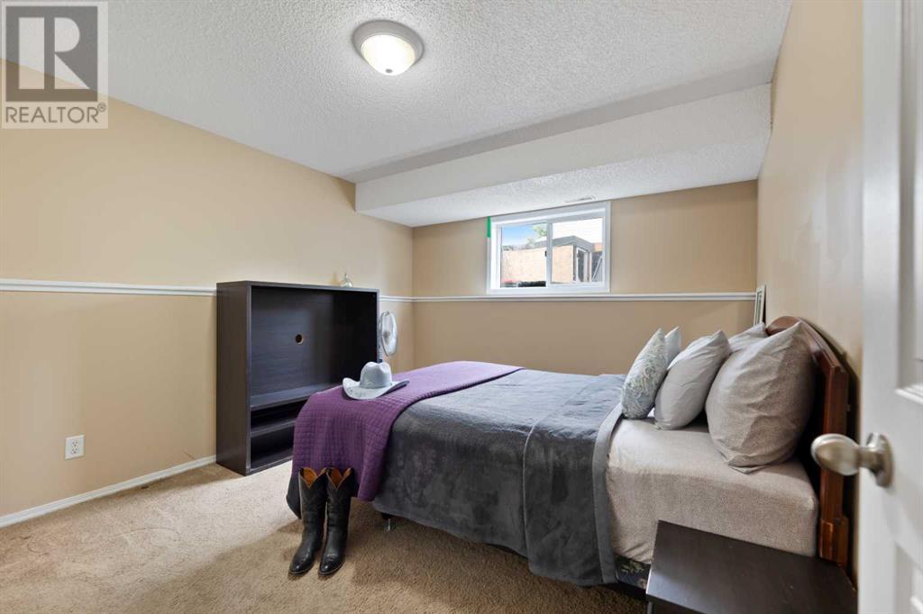 Photo 23 of 132 Mt Apex Green Se, Calgary AB