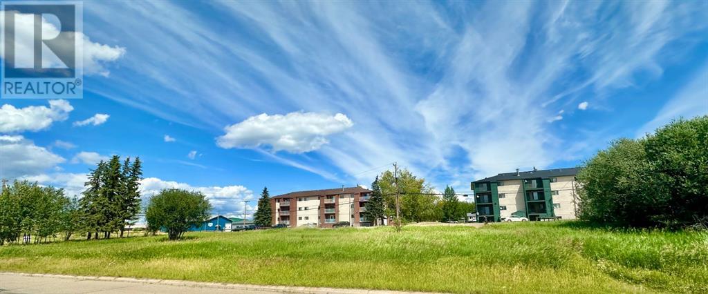 9825 99 Avenue, Lac La Biche