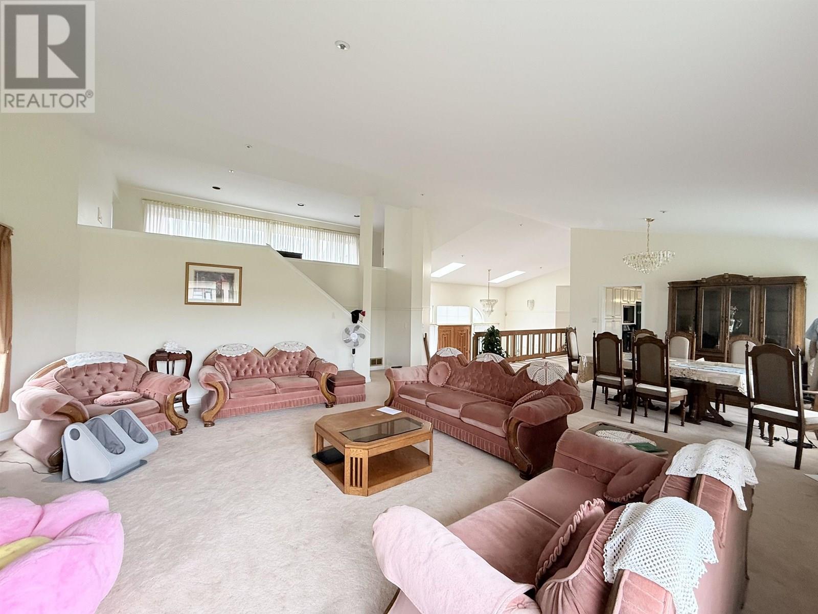 55 5380 SMITH DRIVE, Richmond