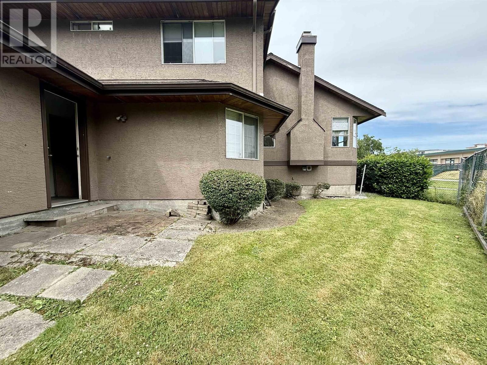 55 5380 SMITH DRIVE, Richmond