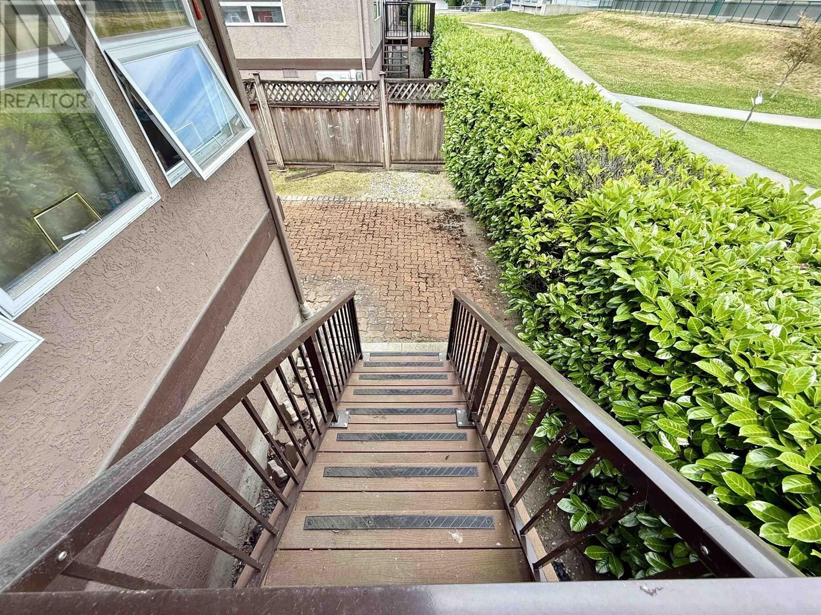 55 5380 SMITH DRIVE, Richmond