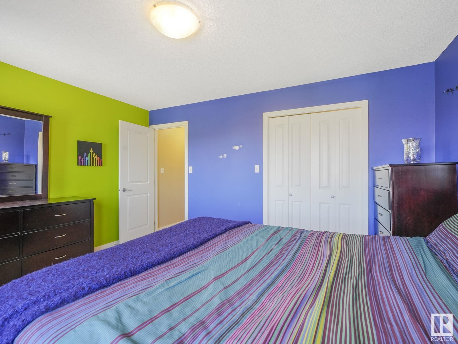 Photo 15 of 3 11811 106 St Nw Nw, Edmonton AB