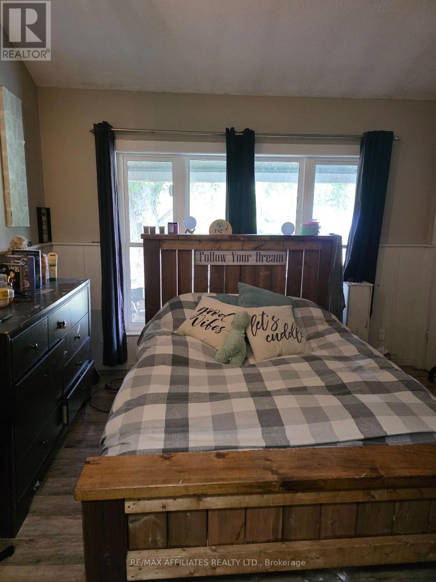 Photo 12 of 712 Daytown Road, Rideau Lakes ON