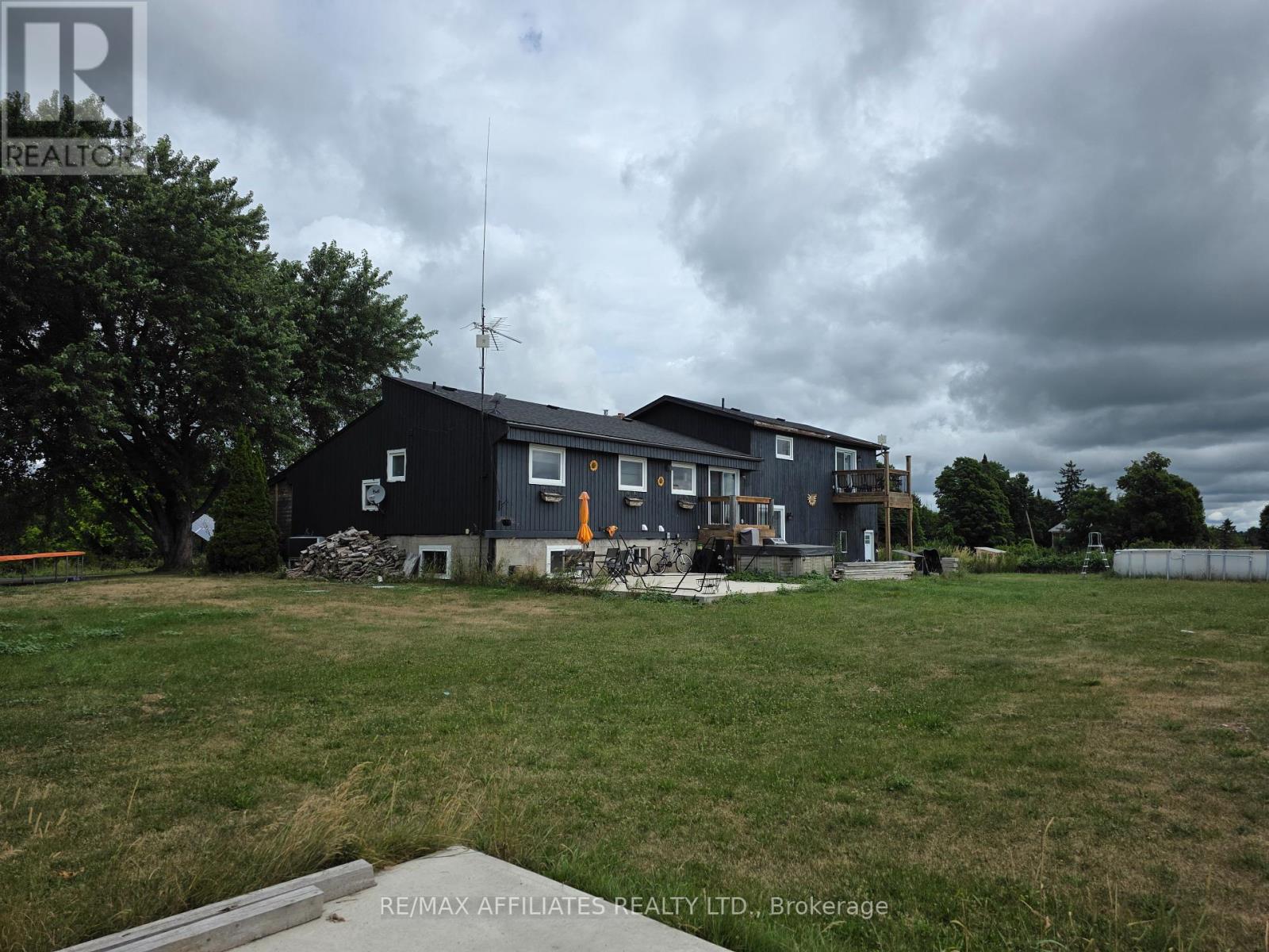 Photo 40 of 712 Daytown Road, Rideau Lakes ON