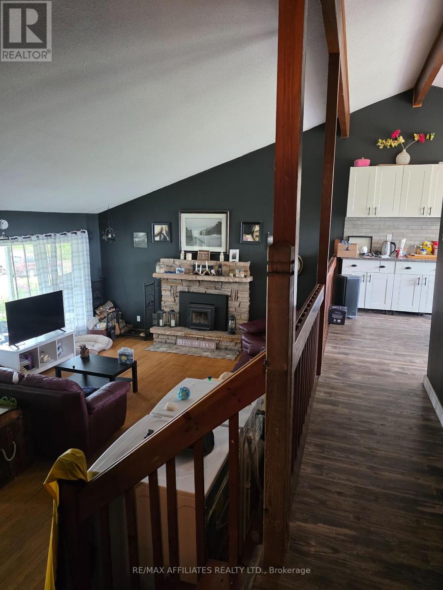 Photo 31 of 712 Daytown Road, Rideau Lakes ON
