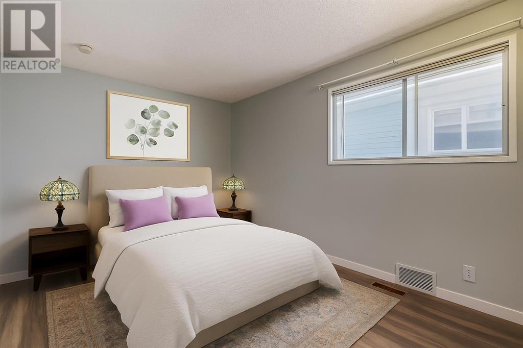 Single Family House Bi-level for Sale in   Avenue SE Forest Lawn Calgary 