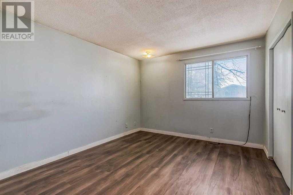 Single Family House Bi-level for Sale in   Avenue SE Forest Lawn Calgary 