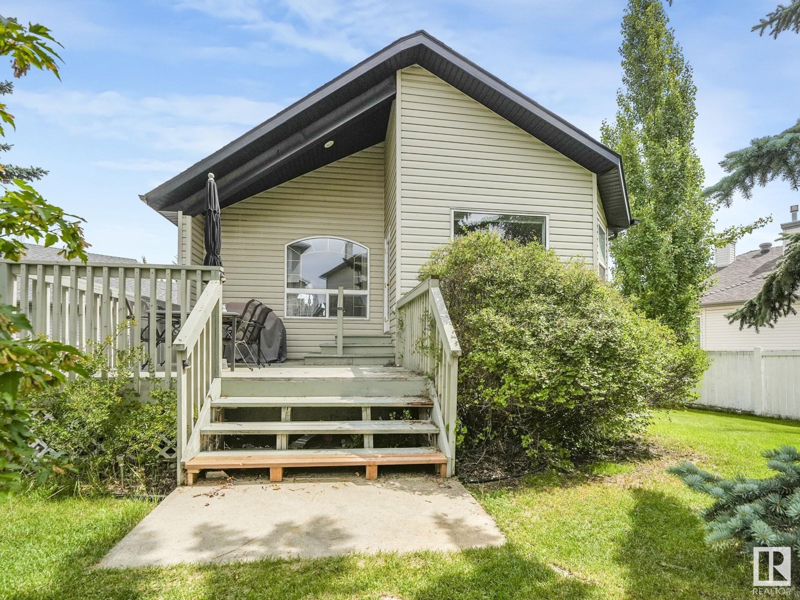 Photo 33 of 1032 Ormsby Cr Nw, Edmonton AB