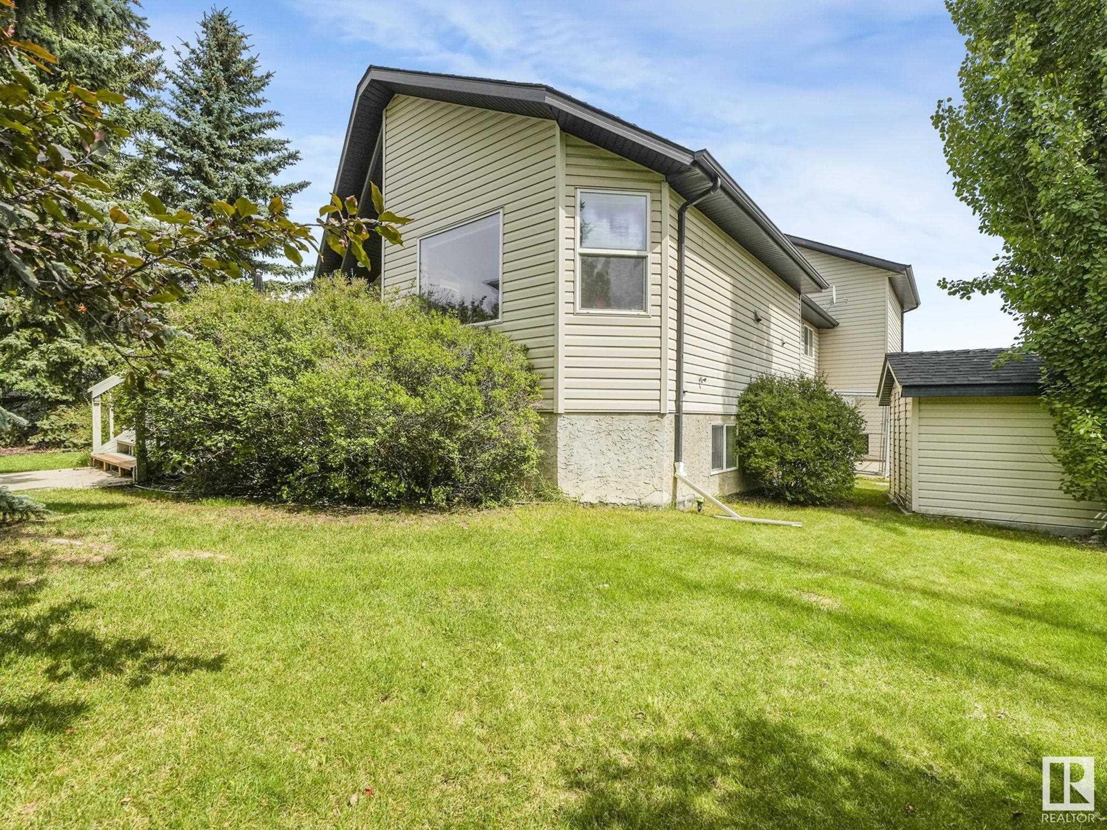 Photo 63 of 1032 Ormsby Cr Nw, Edmonton AB