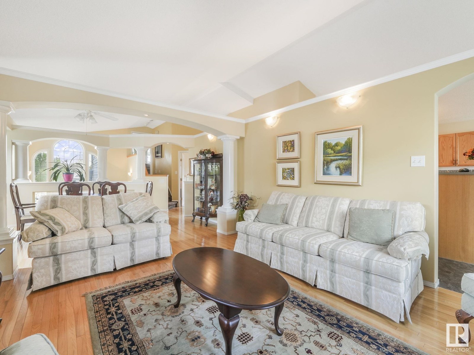 Photo 34 of 1032 Ormsby Cr Nw, Edmonton AB