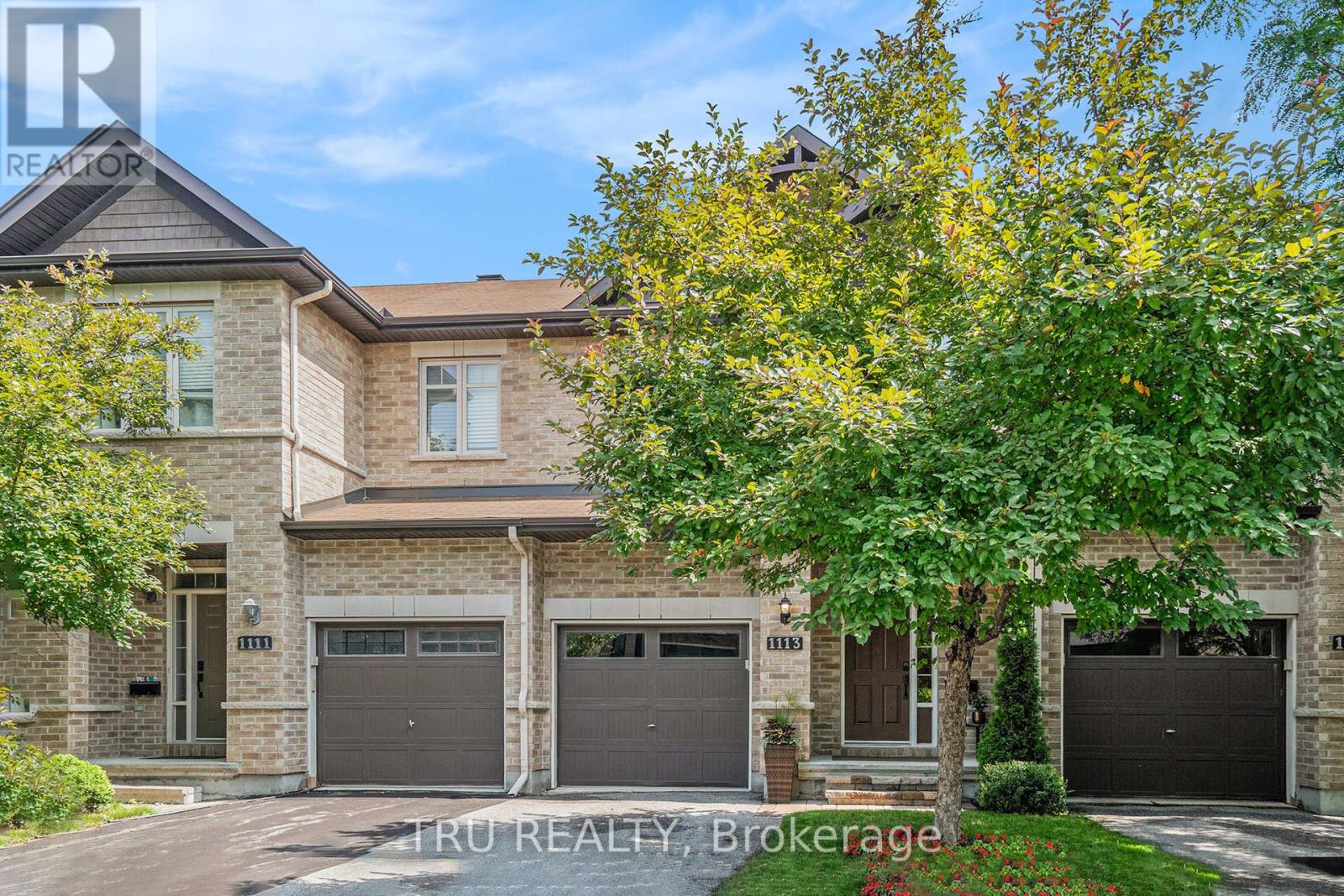 Photo 12 of 1113 Tischart Crescent, Ottawa ON