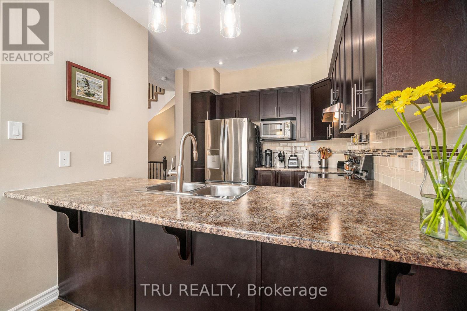 Photo 16 of 1113 Tischart Crescent, Ottawa ON