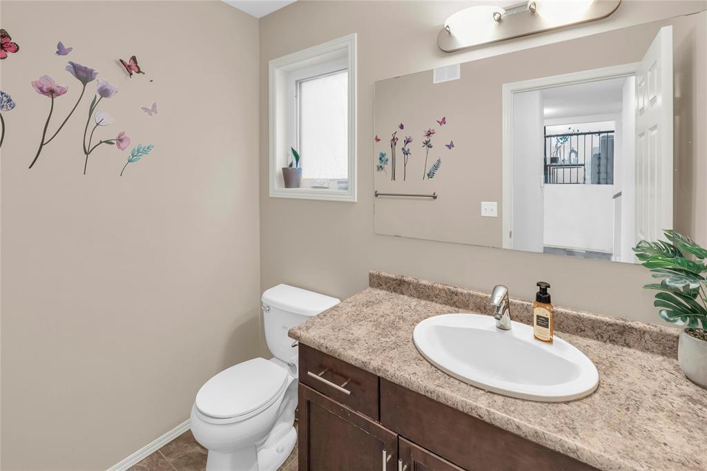 Photo 12 of 78 Helen Mayba Crescent, Winnipeg MB
