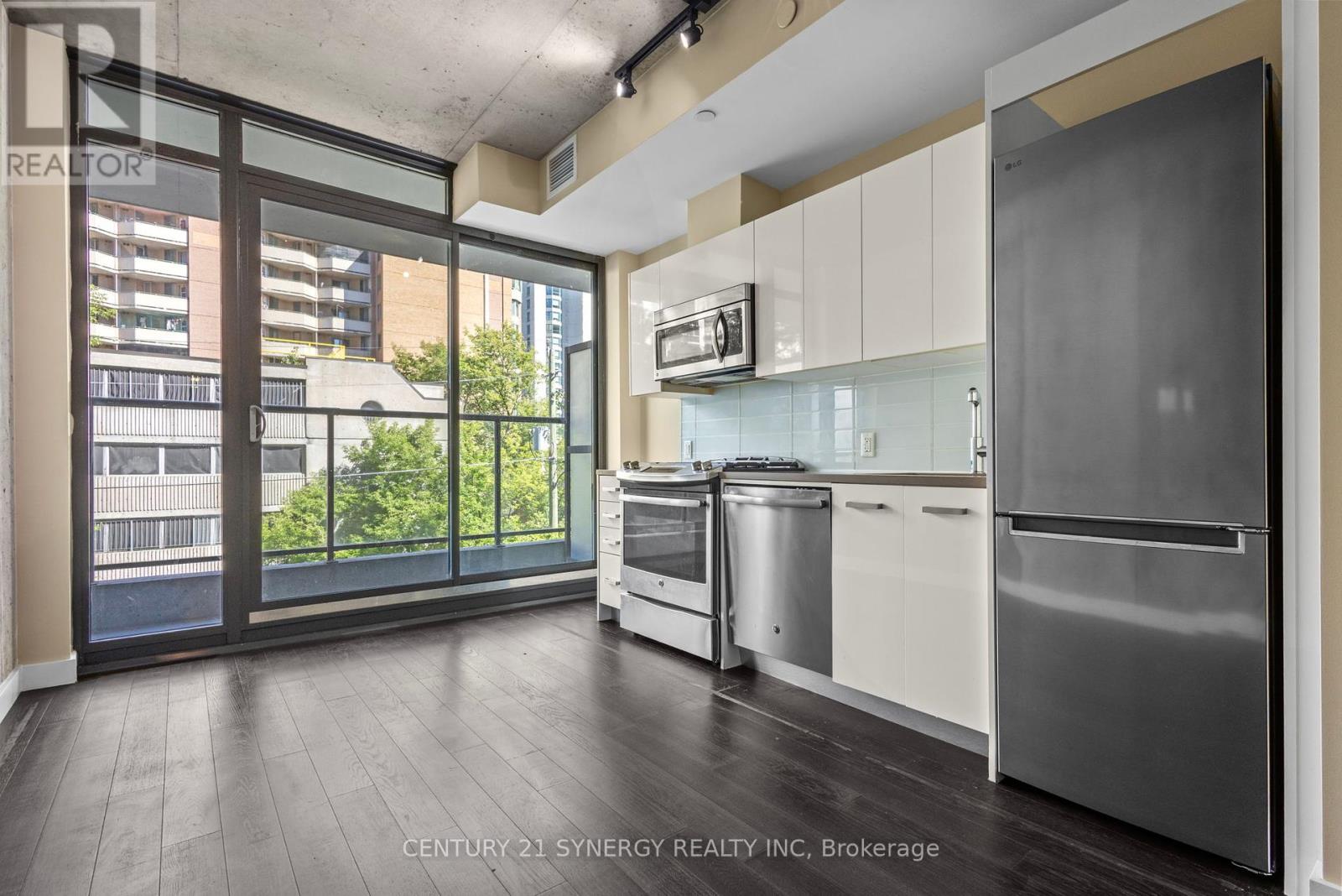 Photo 6 of 313 224 Lyon Street N, Ottawa ON