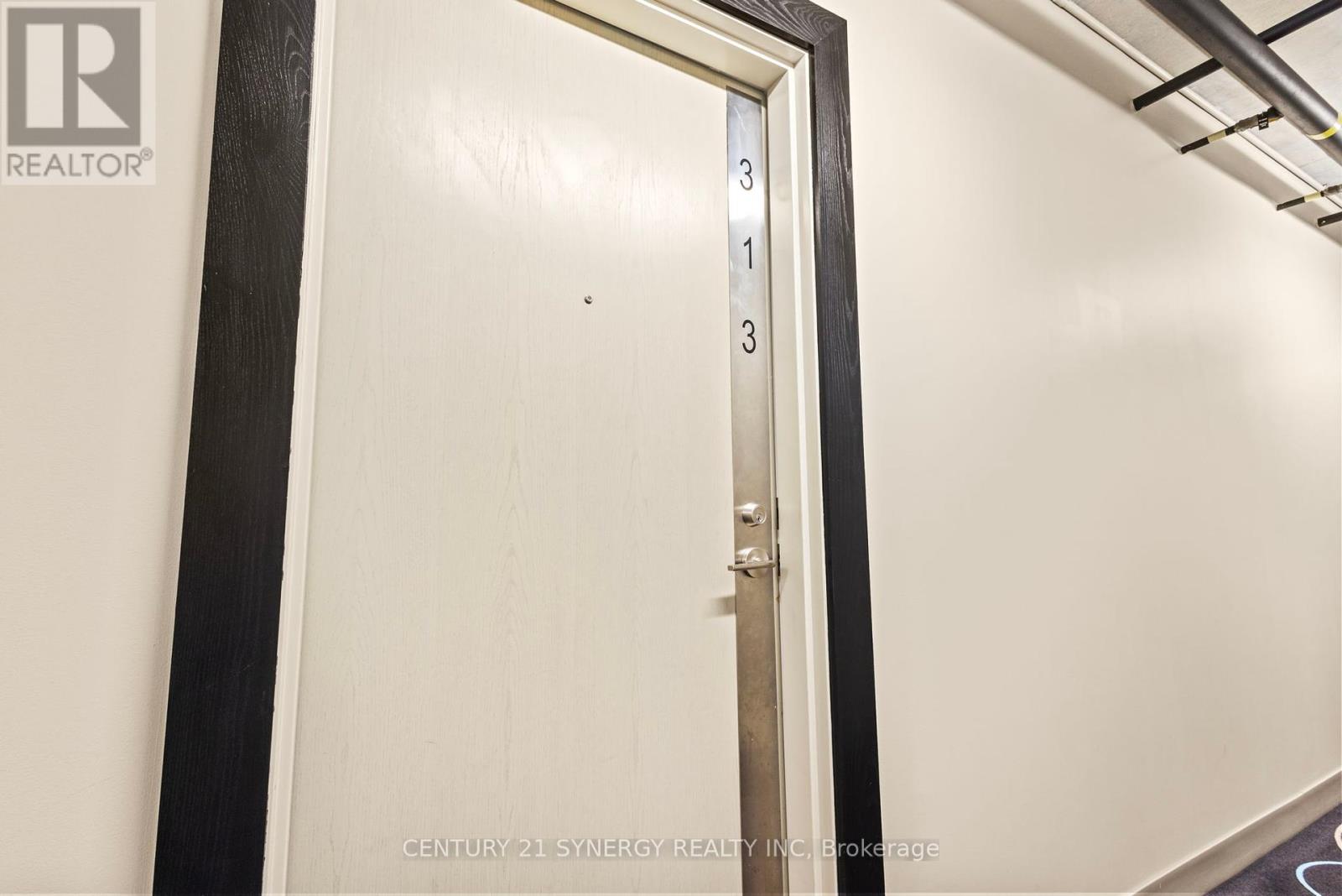 Photo 2 of 313 224 Lyon Street N, Ottawa ON