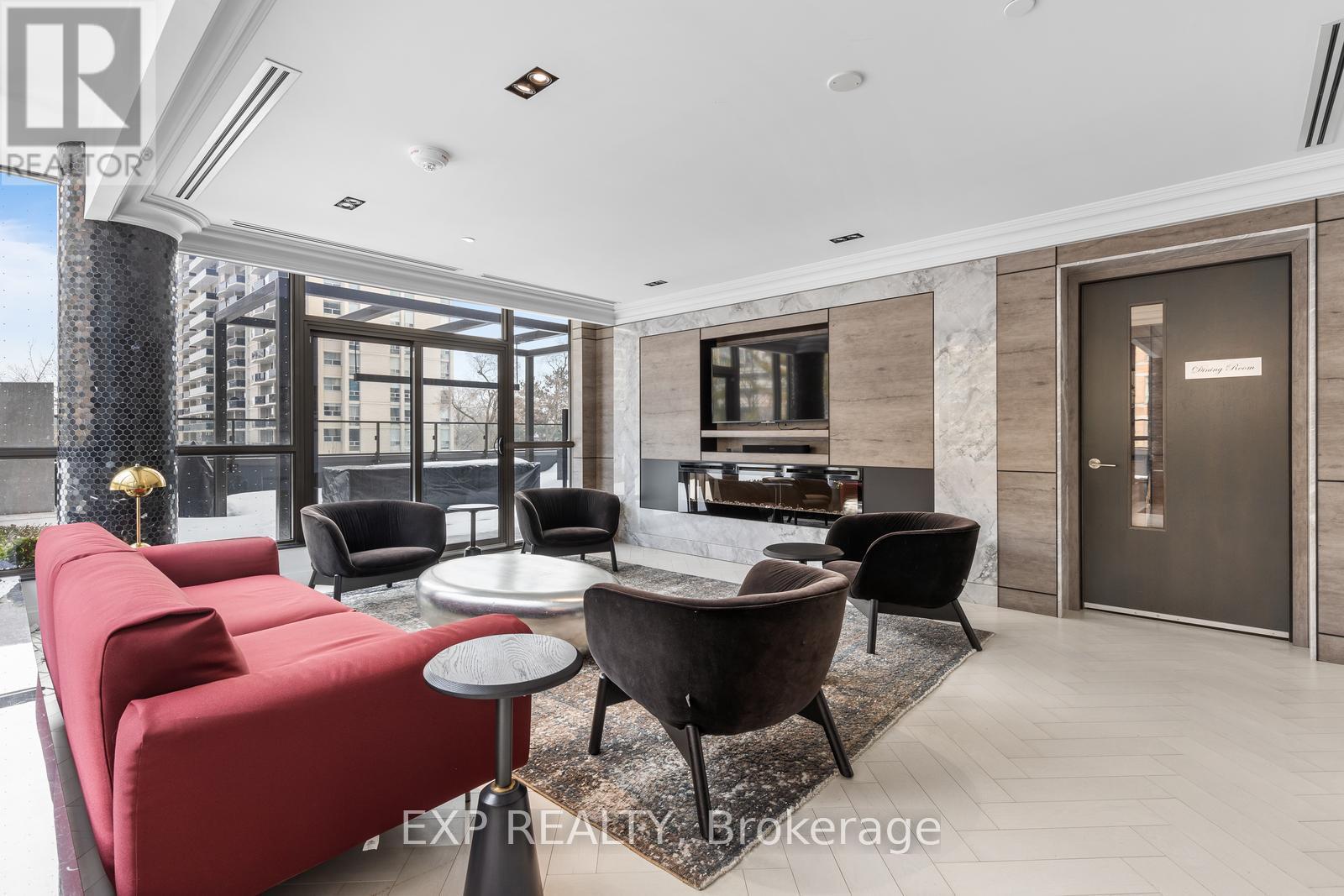 Photo 23 of 408 6 Jackes Avenue, Toronto ON
