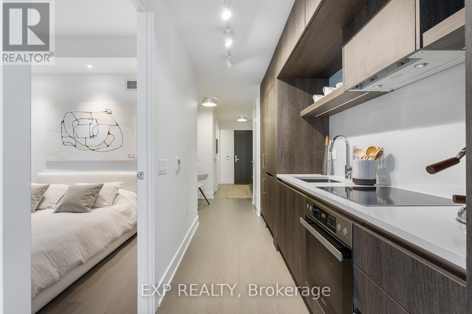 Photo 9 of 408 6 Jackes Avenue, Toronto ON