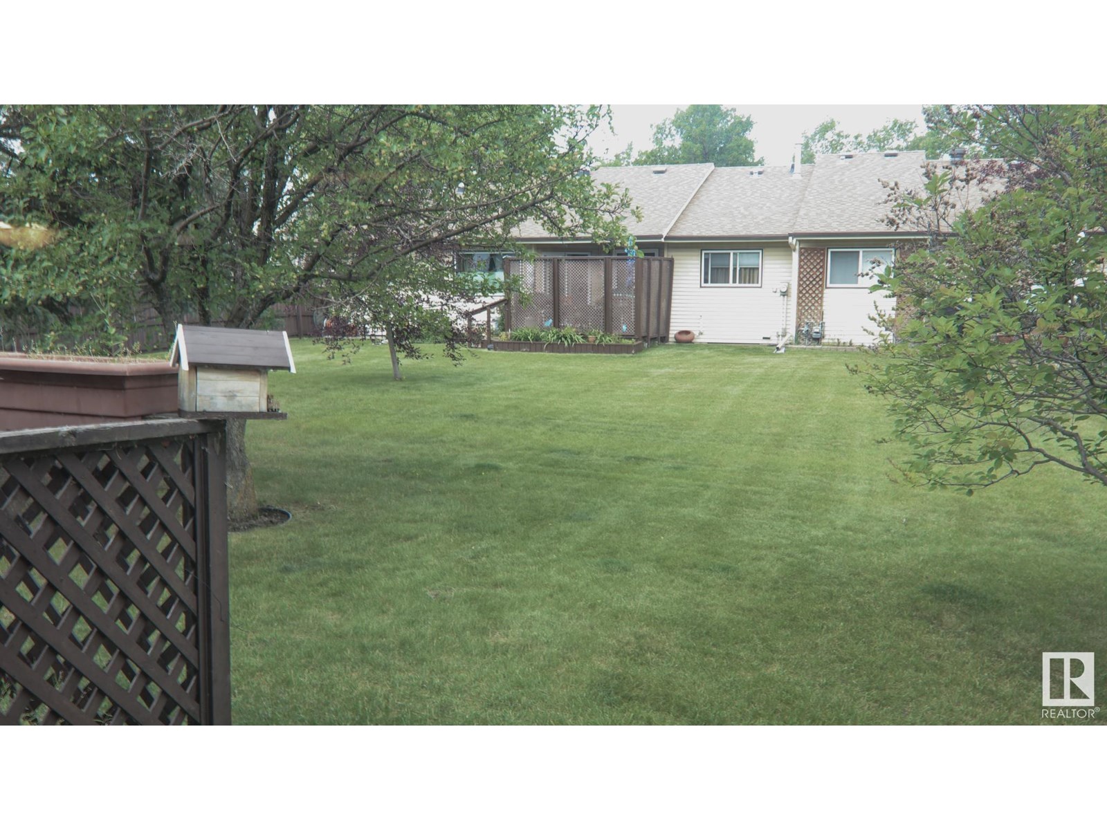 Photo 20 of 10816 11 Av Nw, Edmonton AB