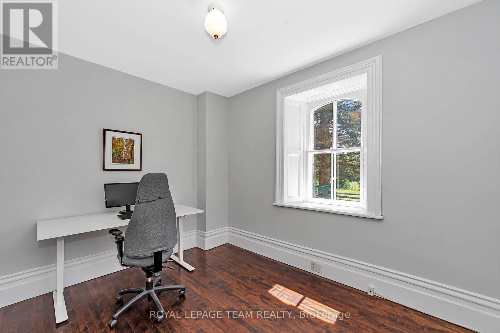 Photo 12 of 8202 Flewellyn Road, Ottawa ON