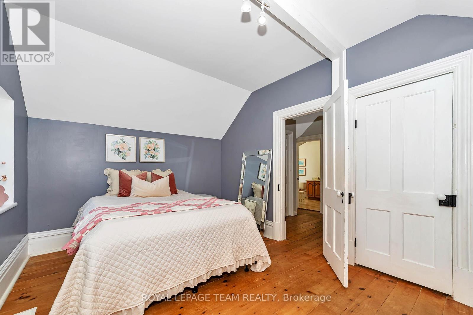Photo 19 of 8202 Flewellyn Road, Ottawa ON