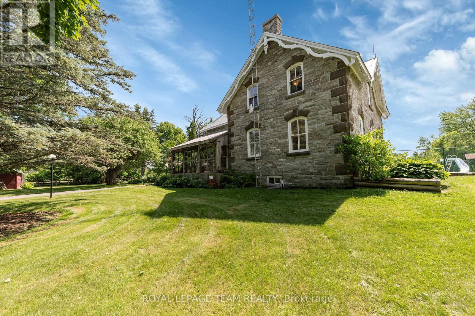 Photo 21 of 8202 Flewellyn Road, Ottawa ON