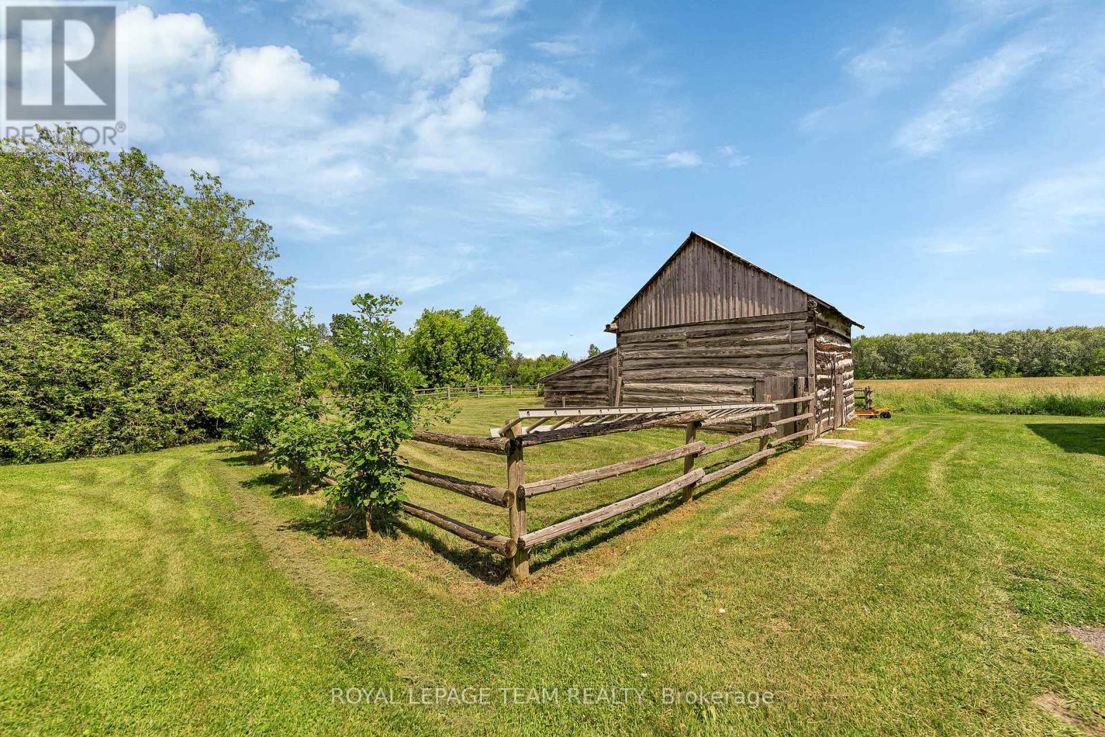 Photo 24 of 8202 Flewellyn Road, Ottawa ON