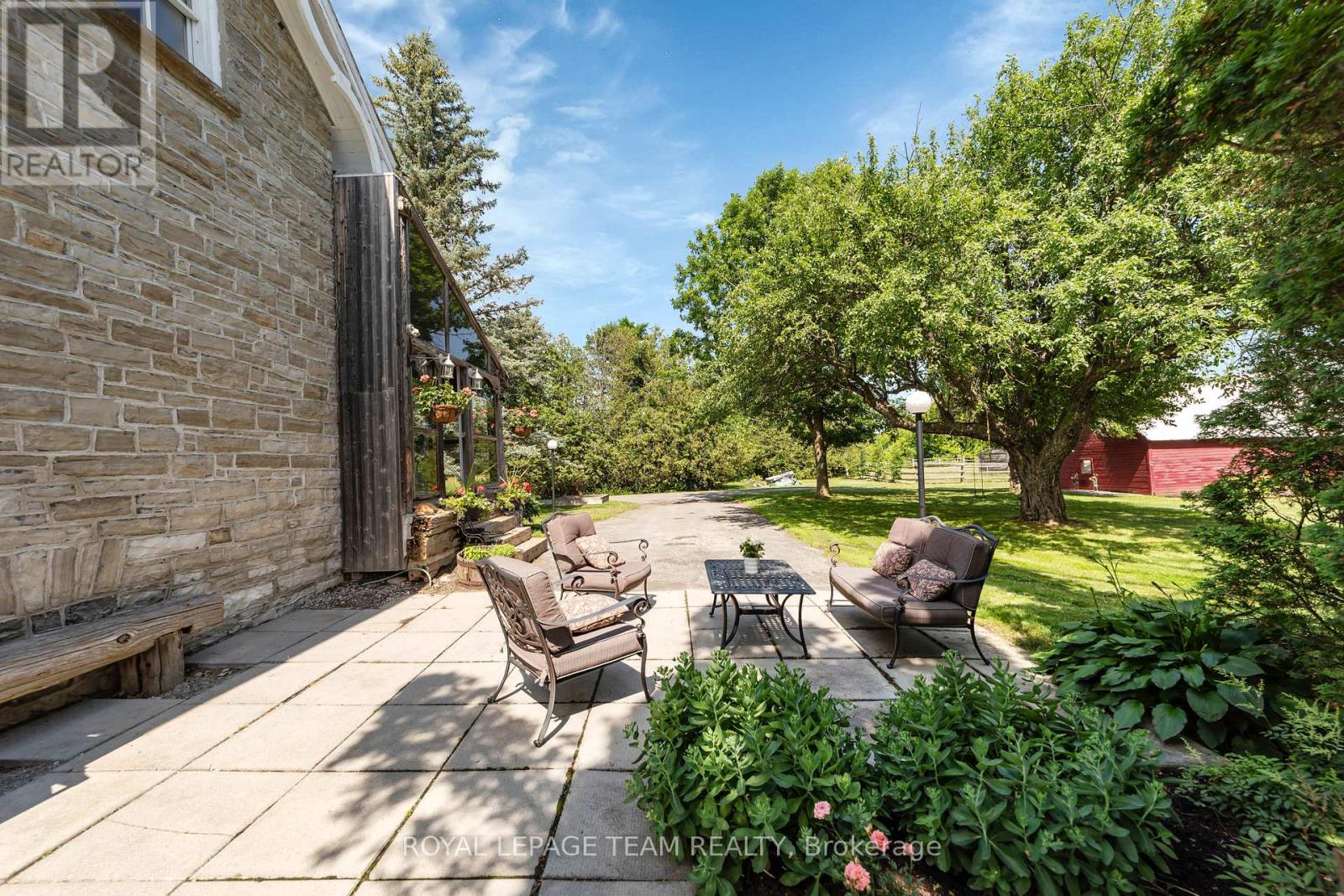 Photo 6 of 8202 Flewellyn Road, Ottawa ON