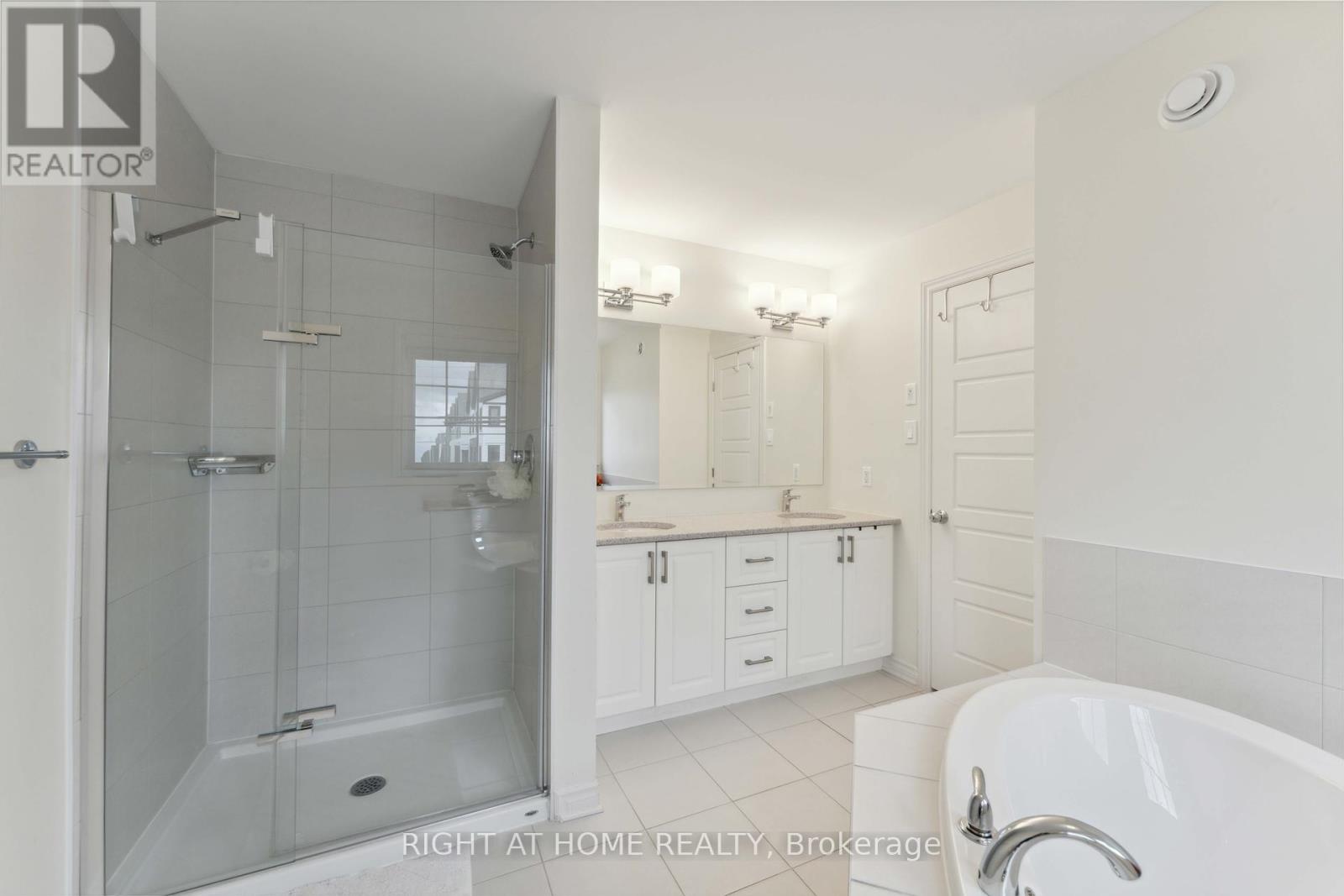 Photo 32 of 1868 Maple Grove Road, Ottawa ON