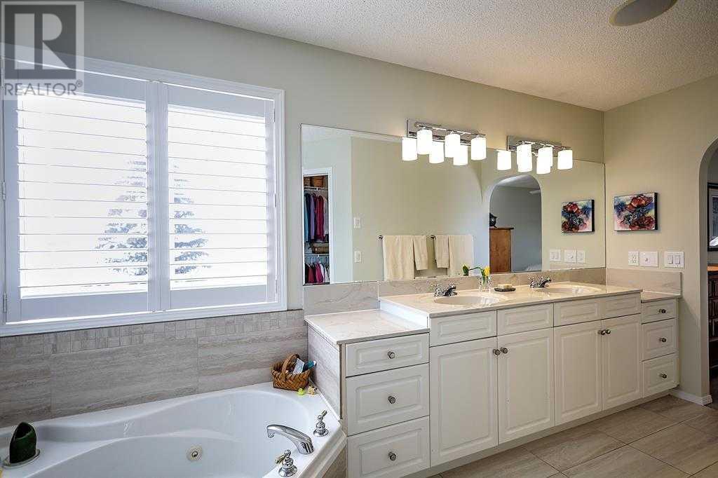Single Family House for Sale in  Mt Gibraltar Heights SE McKenzie Lake Calgary 