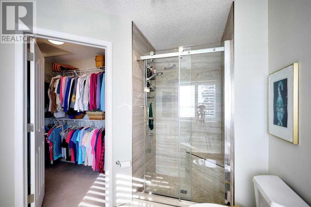 Single Family House for Sale in  Mt Gibraltar Heights SE McKenzie Lake Calgary 