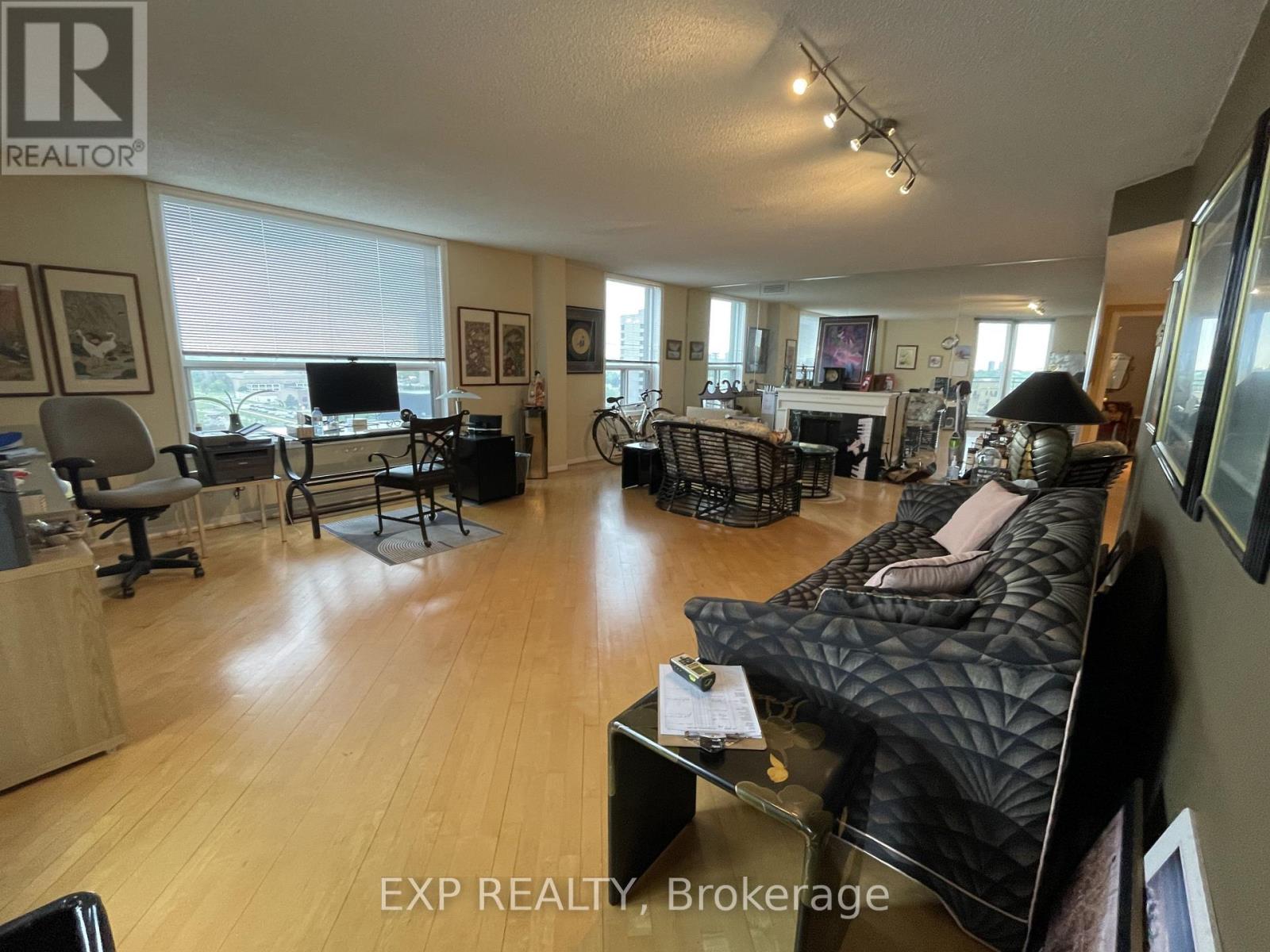 Photo 8 of 1510 215 Parkdale Avenue, Ottawa ON