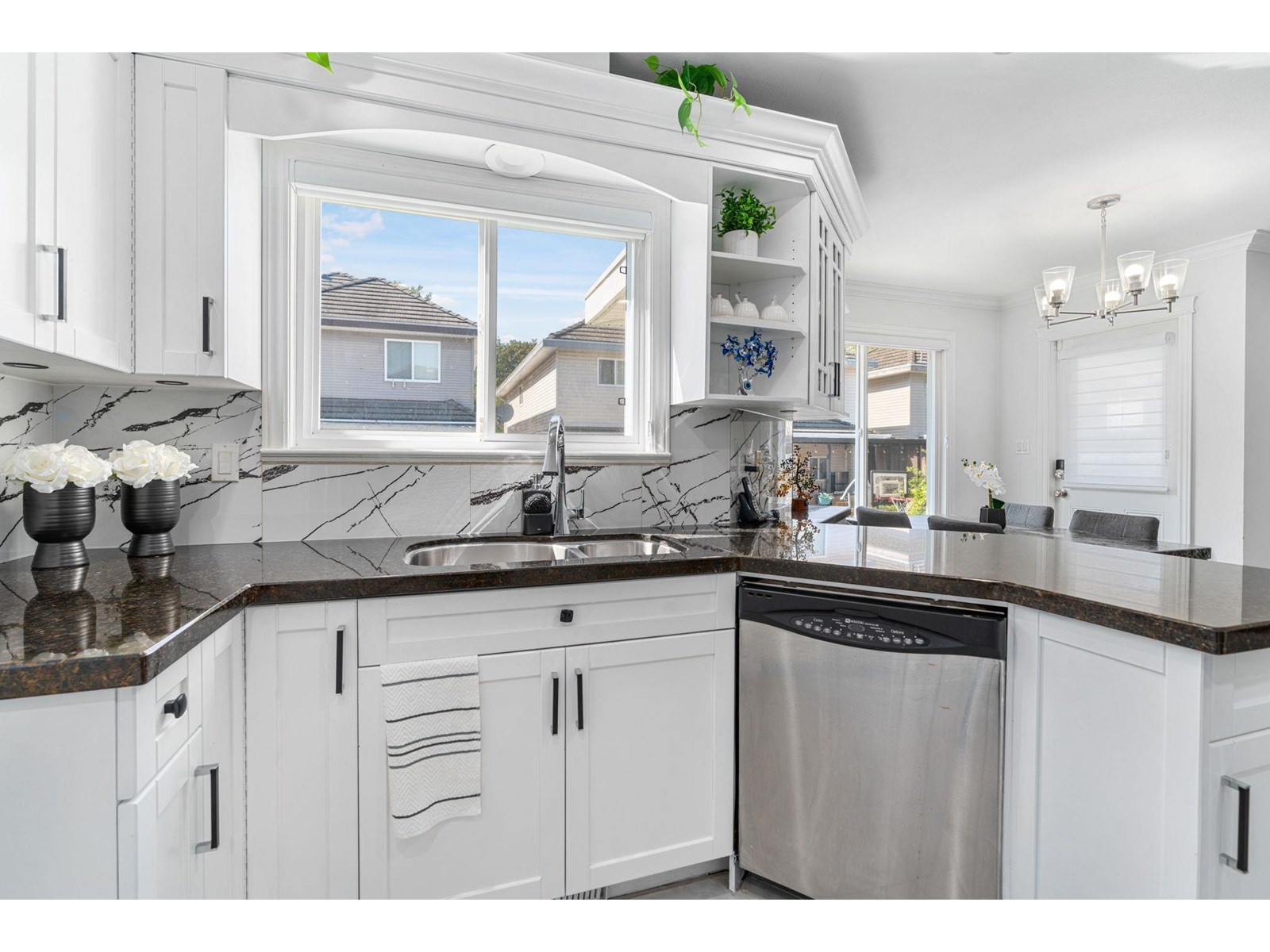 Photo 10 of 7801 146 A Street, Surrey BC