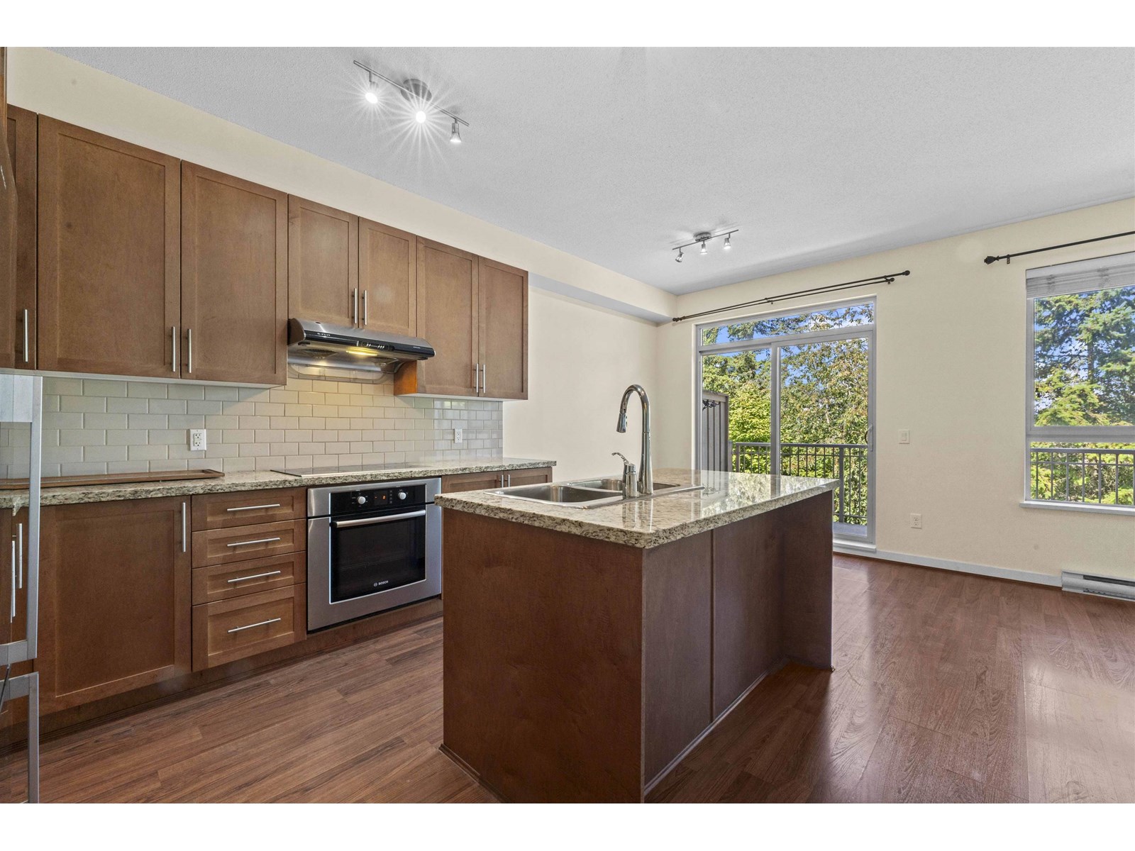 Photo 8 of 74 2738 158 Street, Surrey BC