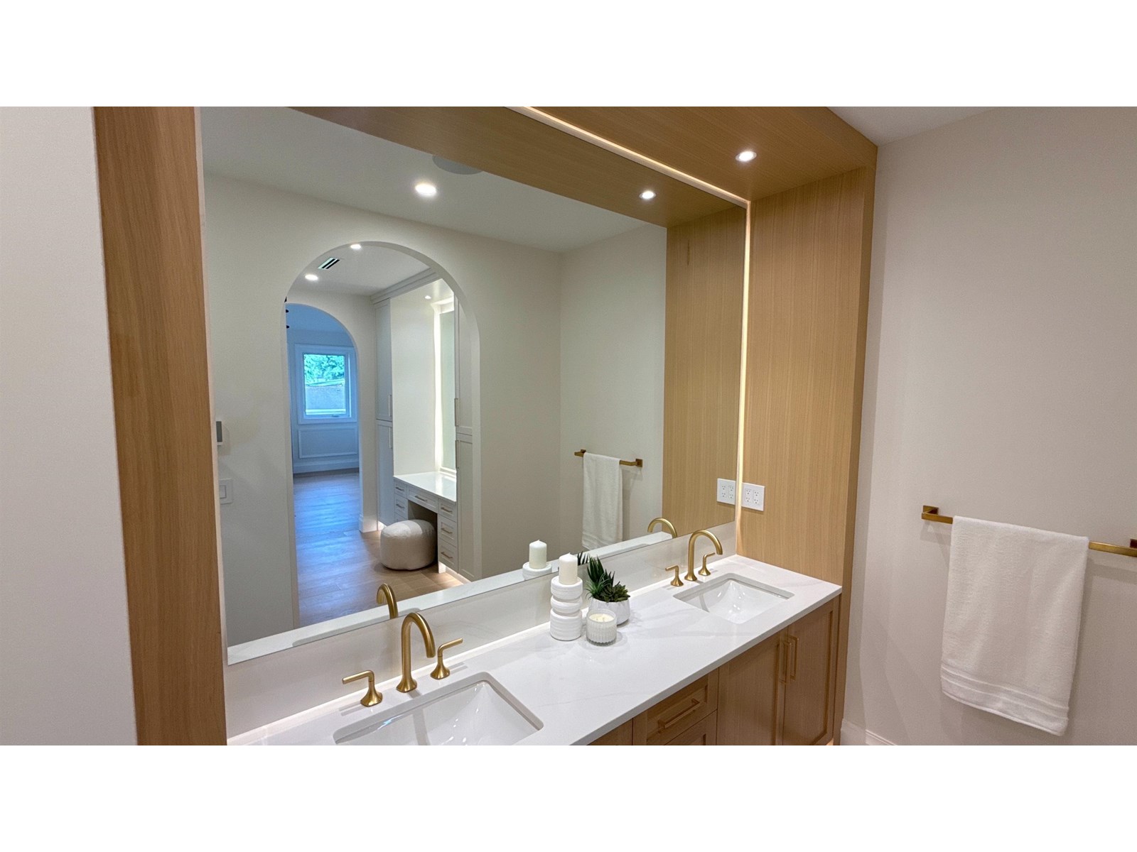 Photo 27 of 8888 Hadden Street, Langley BC