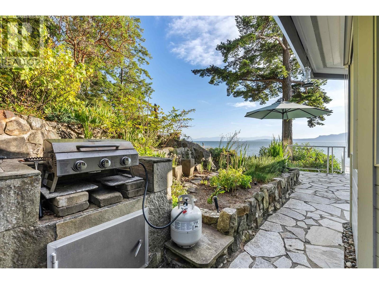 11113 SUNSHINE COAST HIGHWAY, Halfmoon Bay
