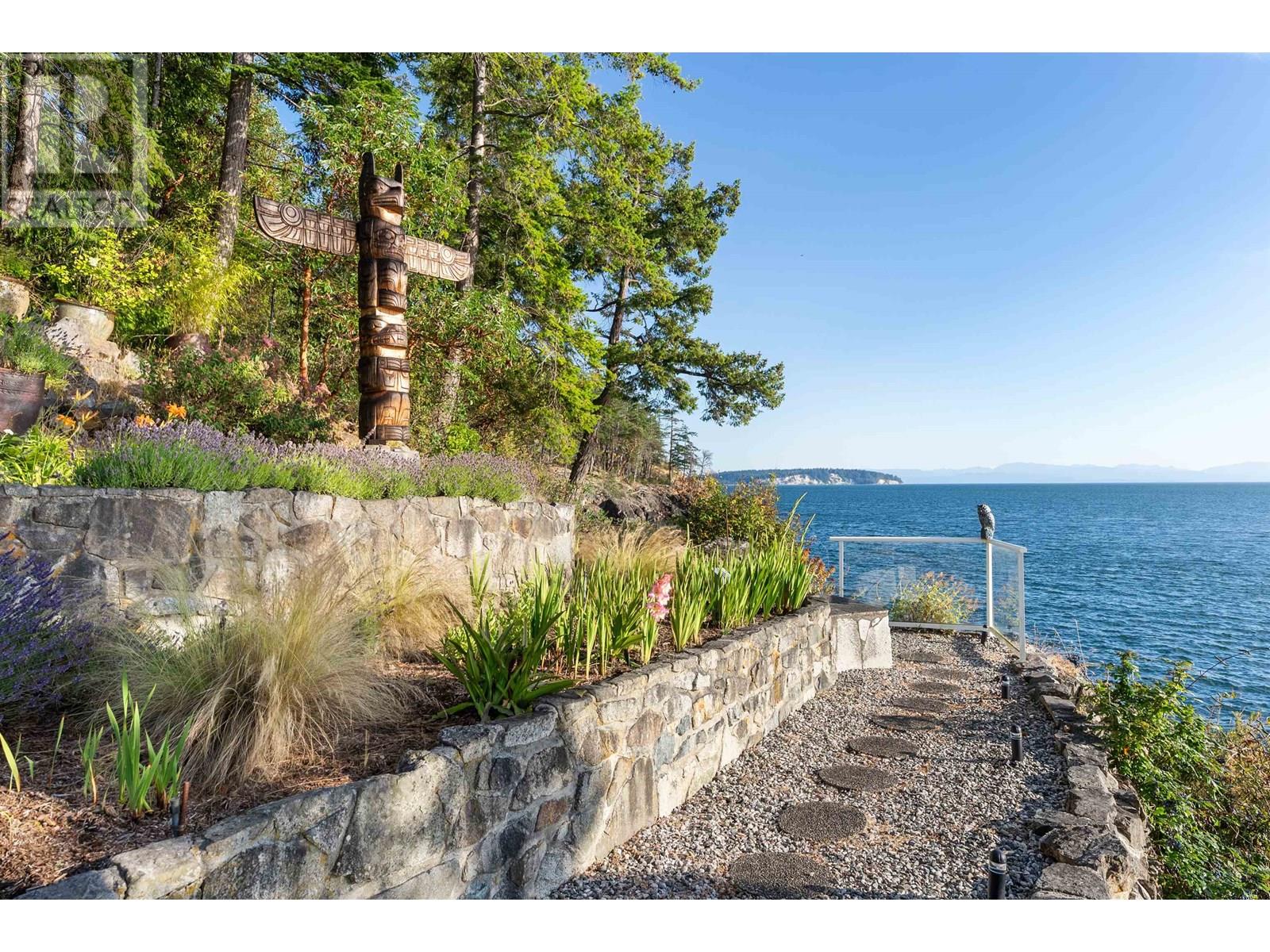 11113 SUNSHINE COAST HIGHWAY, Halfmoon Bay