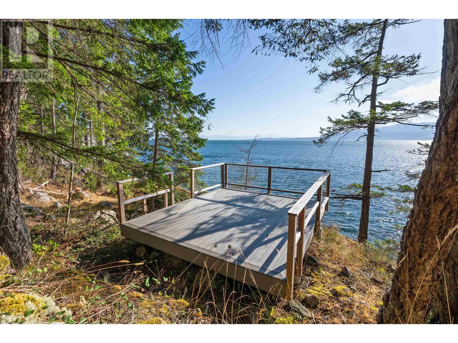 11113 SUNSHINE COAST HIGHWAY, Halfmoon Bay
