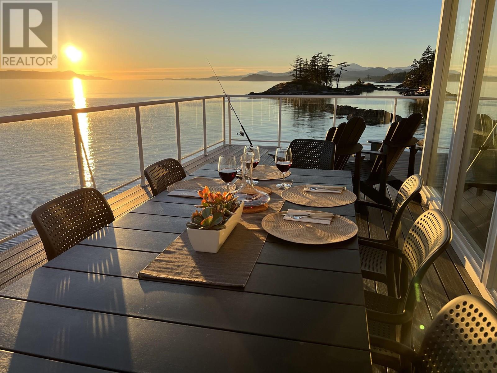 11113 SUNSHINE COAST HIGHWAY, Halfmoon Bay